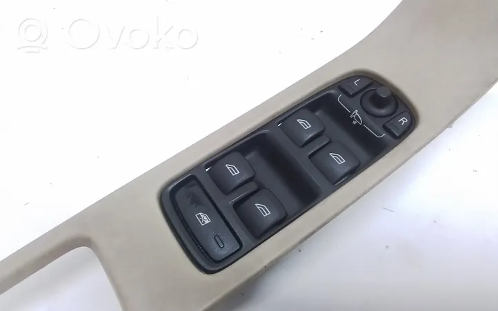 Volvo S60 Interruptor del elevalunas eléctrico 31334346