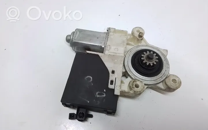 Volvo V50 Rear door window regulator motor 30724757