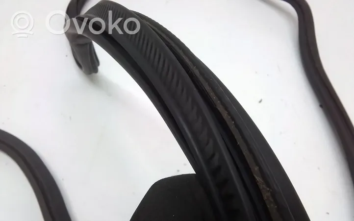 BMW 3 GT F34 Trunk rubber seal (body) 4827482