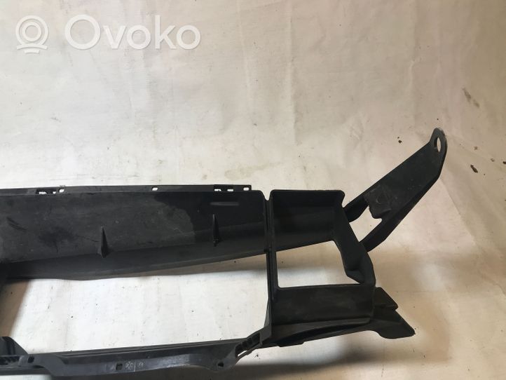 BMW i8 Kratka dolna zderzaka przedniego 7350986