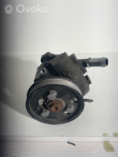 BMW 3 F30 F35 F31 Power steering pump 6798865