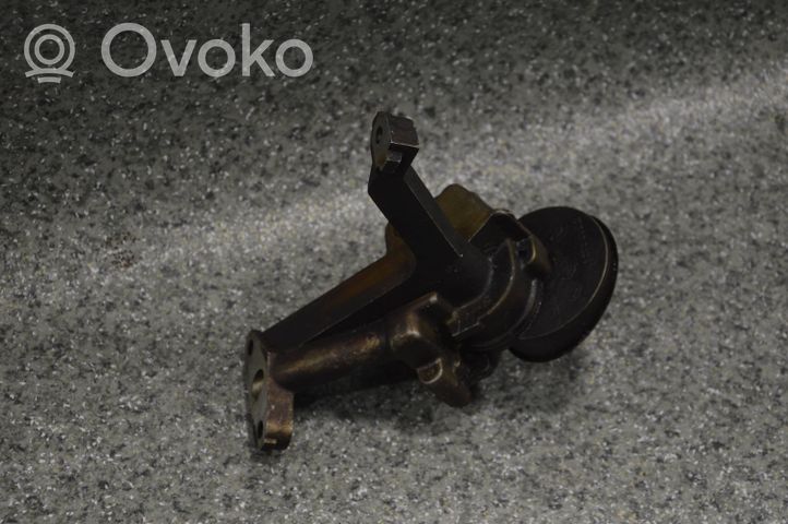 BMW 5 E34 Oil pump 12730852