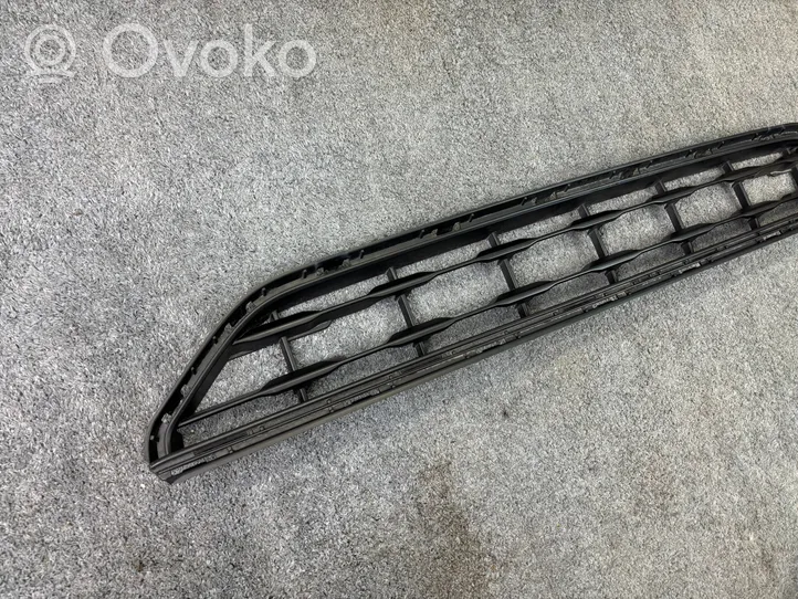 Volvo XC90 Kratka dolna zderzaka przedniego 31399266
