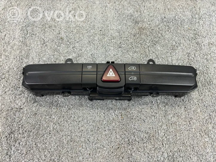 Mercedes-Benz Sprinter W906 Interruttore luci di emergenza A9065450107