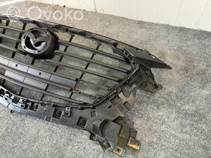 Mazda 3 II Maskownica / Grill / Atrapa górna chłodnicy BANE-50712