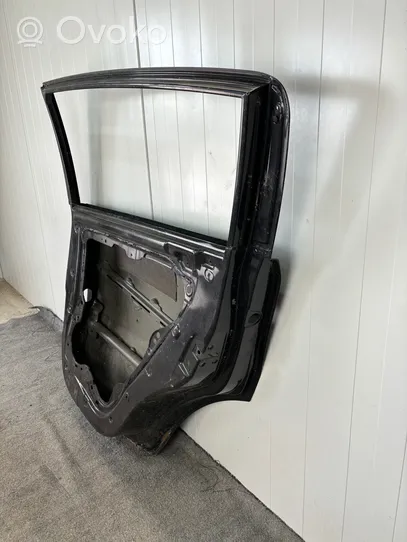 KIA Sportage Rear door 