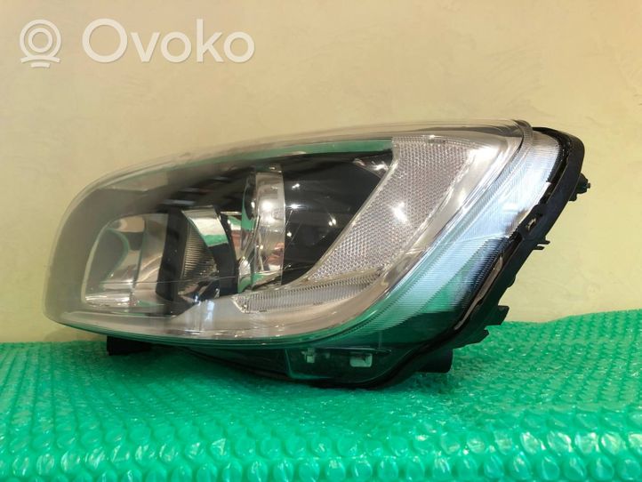 Volvo V60 Lampy przednie / Komplet 31358097