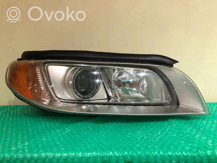 Volvo V70 Lampy przednie / Komplet 31214347