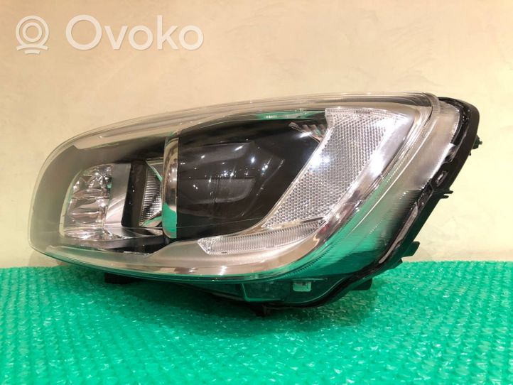 Volvo S60 Headlights/headlamps set 31420108