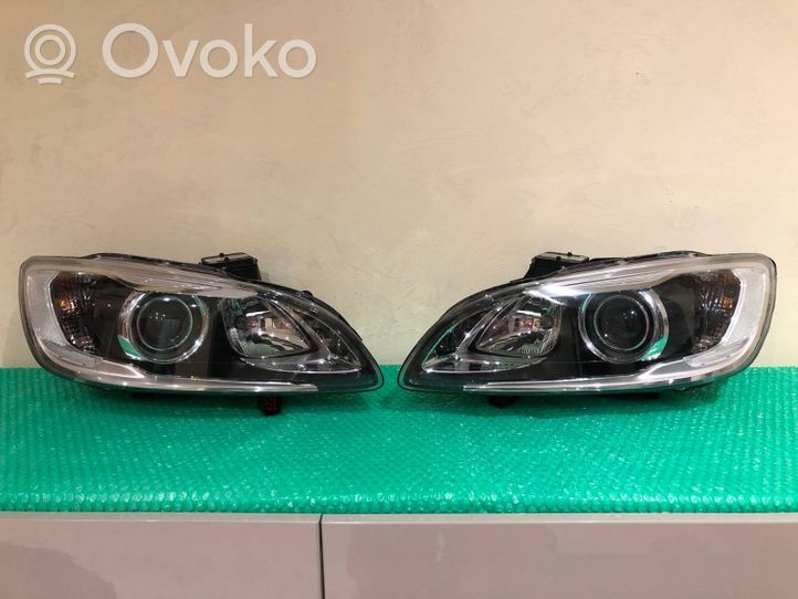 Volvo S60 Headlights/headlamps set 31420108