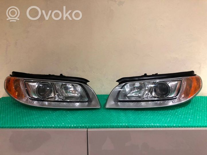 Volvo V70 Lot de 2 lampes frontales / phare 31383540