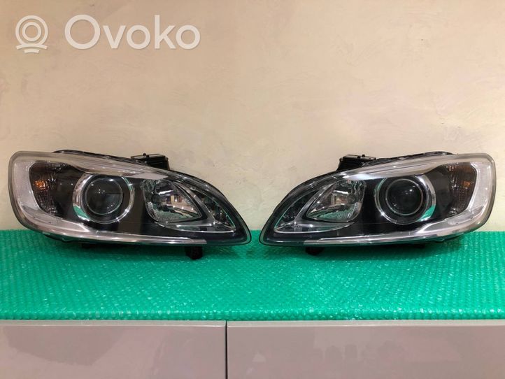 Volvo S60 Headlights/headlamps set 31420109