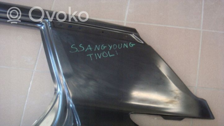 SsangYong Tivoli Takakulmapaneeli 