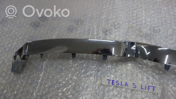 Tesla Model S Griglia anteriore 105637700F