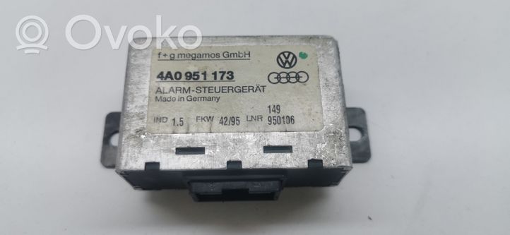 Audi A6 S6 C5 4B Vakionopeussäätimen ohjainlaite/moduuli 4D0951173