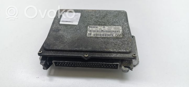 Opel Sintra Calculateur moteur ECU 0261203956