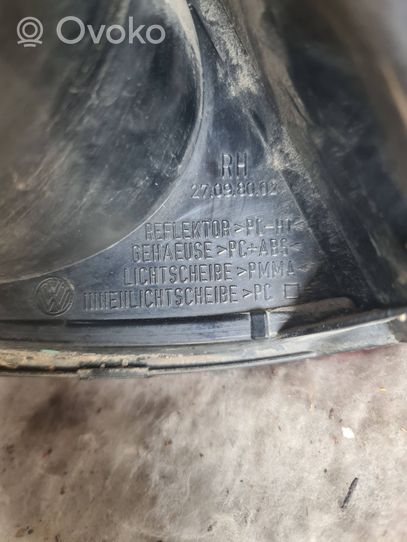 Volkswagen PASSAT CC Lampa tylna 27098002