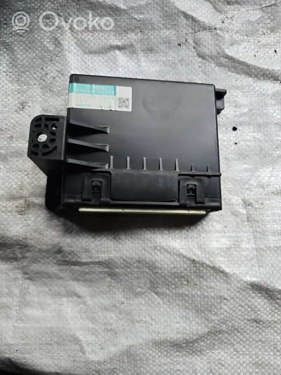 Toyota RAV 4 (XA30) Module confort 8865042230