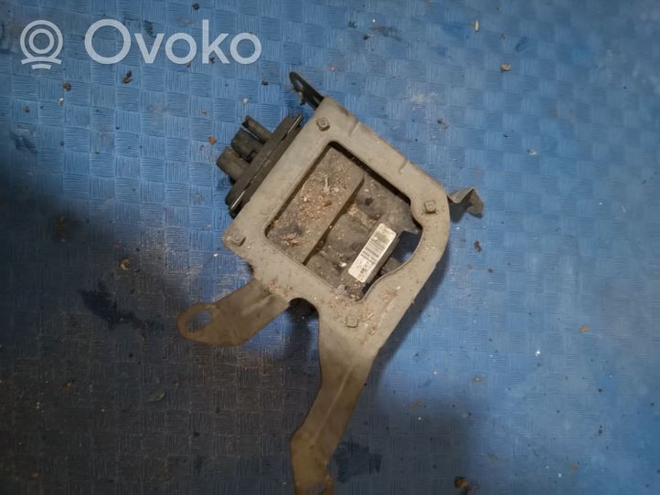 Skoda Fabia Mk2 (5J) Valve vacuum 6QO906625D