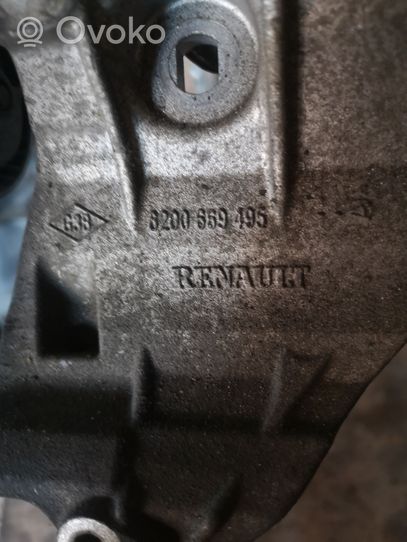 Renault Megane III Support de compresseur de clim 8200669495