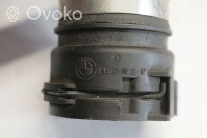 BMW 7 E65 E66 Tubo flessibile del liquido di raffreddamento del motore 1436377