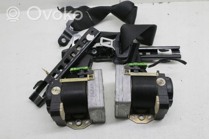 Mercedes-Benz C W203 Ceinture de sécurité avant 33015929E