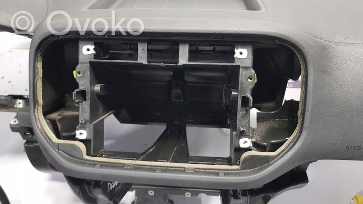 Volkswagen Tiguan Set airbag con pannello 