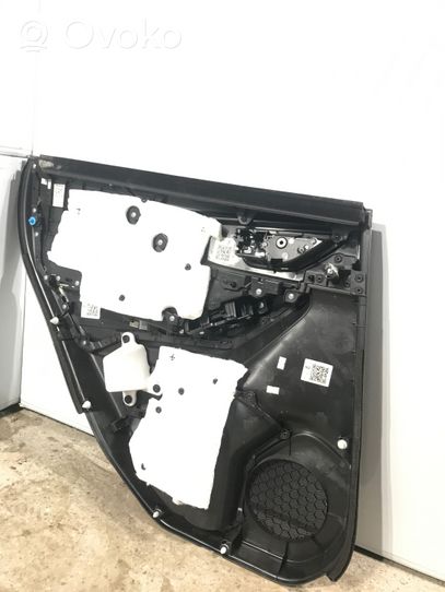 Subaru Forester SK Takaoven verhoilu 0E0305B918