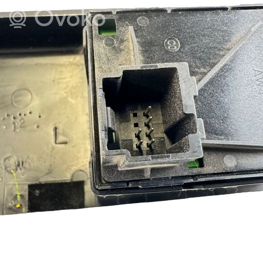 Ford Mustang V Electric window control switch DR3314A564AA