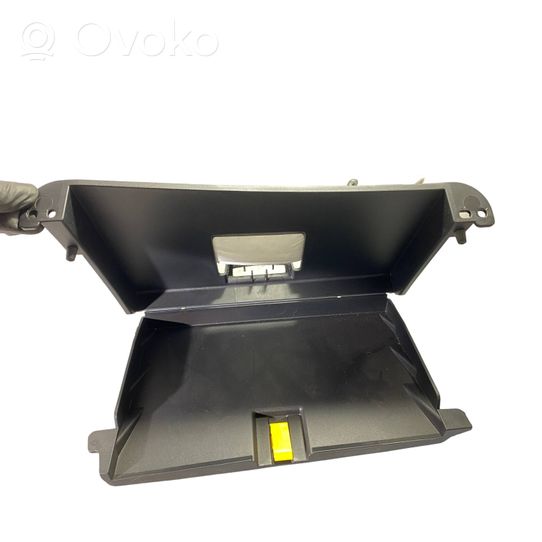 Ford Mustang VI Glove box 