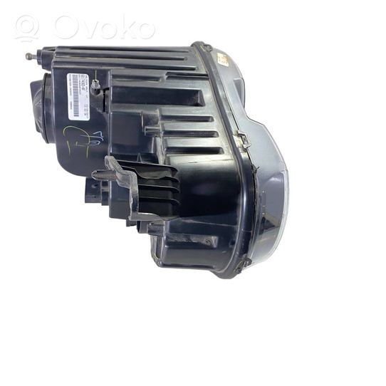 Dodge Challenger Lampa przednia 68174065AF