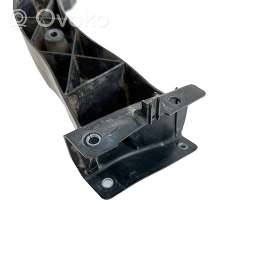 Jeep Wrangler Jäähdyttimen kehyksen suojapaneelin kiinnike 68292503AC