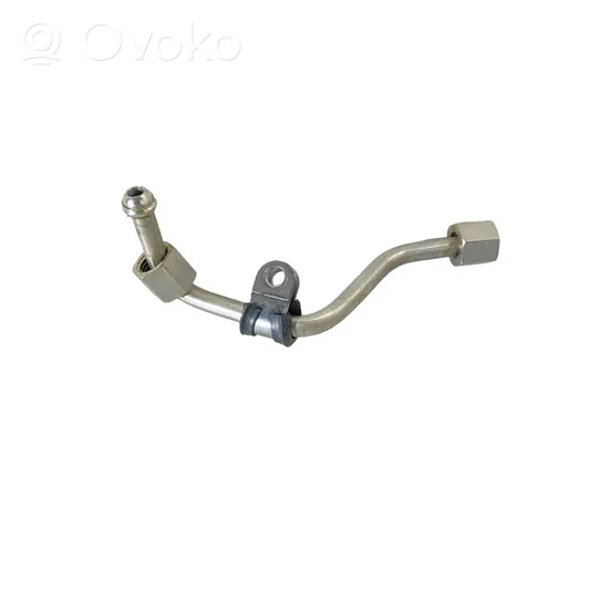 Audi Q3 F3 Tuyau d'alimentation d'injecteur de carburant 06K127501H