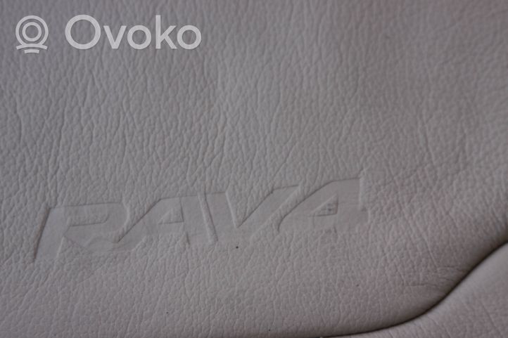 Toyota RAV 4 (XA40) Istuimen verhoilu PW2200R204C5
