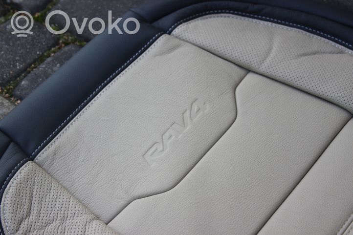 Toyota RAV 4 (XA40) Altri sedili PW2200R202C5