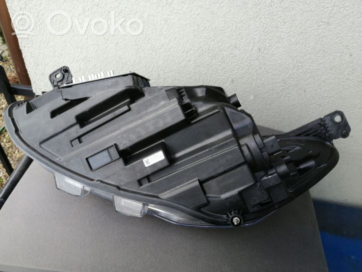 Ford Focus Lampa przednia jx7b13e016