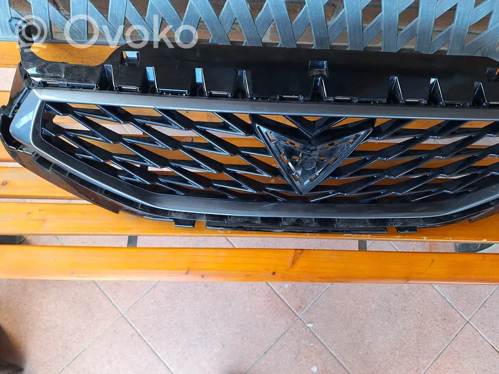 Cupra Leon Grille calandre supérieure de pare-chocs avant 5FA853651C