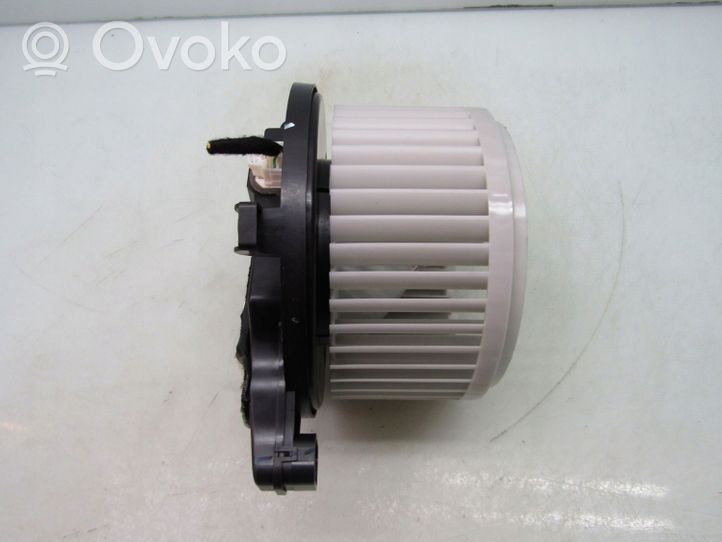 Nissan Qashqai J12 Ventola riscaldamento/ventilatore abitacolo 272V06UA0B