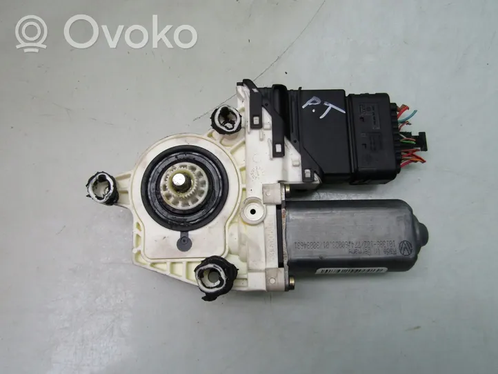 Volkswagen Golf IV Takaoven ikkunan nostomoottori 1C0959812A