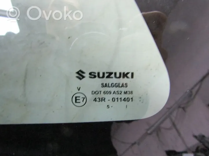 Suzuki Vitara (LY) Szyba karoseryjna tylna 