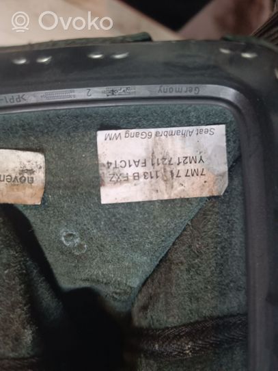 Seat Alhambra (Mk1) Rivestimento in pelle/manopola della leva del cambio 7M7711113