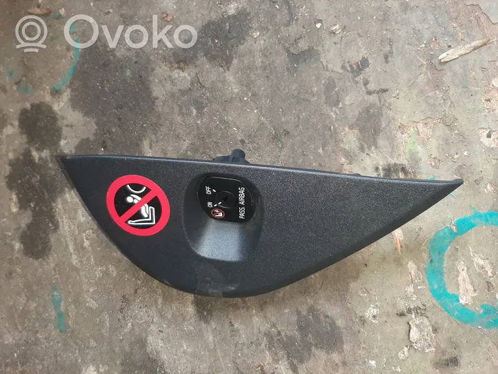 Volvo S60 Rivestimento estremità laterale del cruscotto 30791680