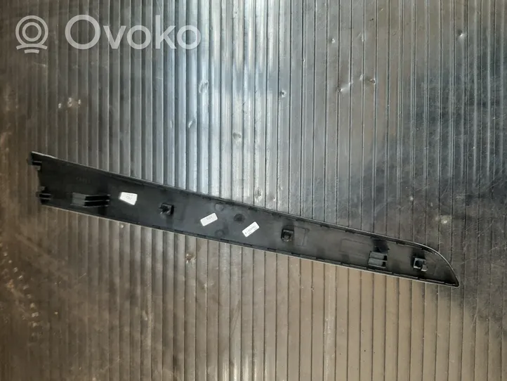 Audi A4 S4 B8 8K Takaoven verhoilu (käytetyt) 8K0867420