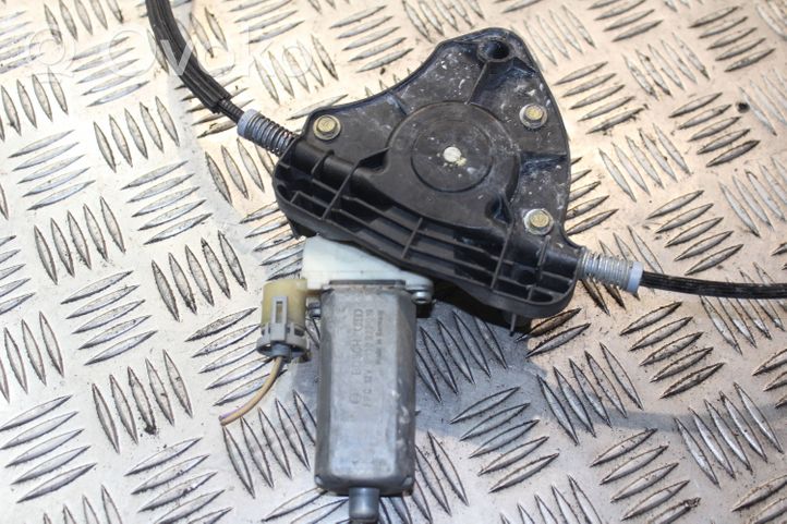 Renault Clio II Fensterhebermotor Tür vorne 0130822019