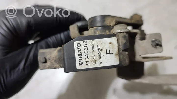 Volvo V40 Sensore di livello faro/fanale 31340262