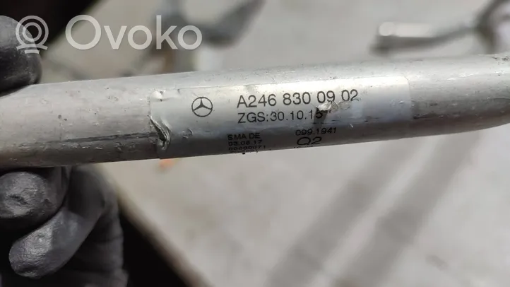 Mercedes-Benz A W176 Wąż / Przewód klimatyzacji A/C A2468300902