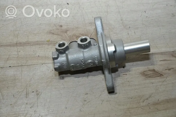 BMW 2 F45 Główny cylinder hamulca 1156273