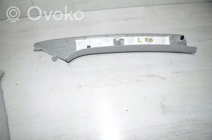 KIA Rio Osłona słupka szyby przedniej / A 85811H8000