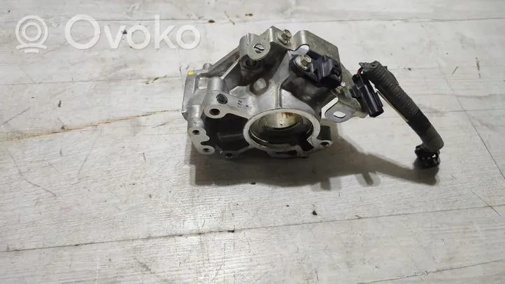 Mazda 2 Supporto della pompa del carburante KC9EK5458