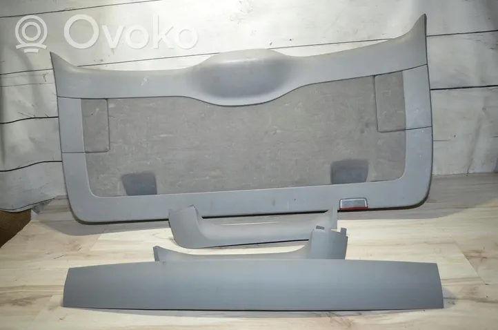 Volkswagen Touareg I Set rivestimento portellone posteriore/bagagliaio 7L0863291A